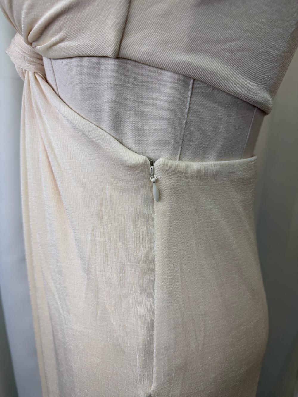 NWT MISHA ‘Arden’ Knotted One-Shoulder Midi Dress in “Pearl” / Cream Size 4 - Picture 9 of 16
